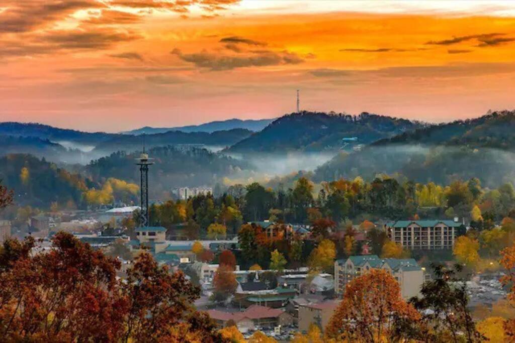 Breathtaking Views Of The Smokies, 3 Mins To Gatlinburg Villa Buitenkant foto