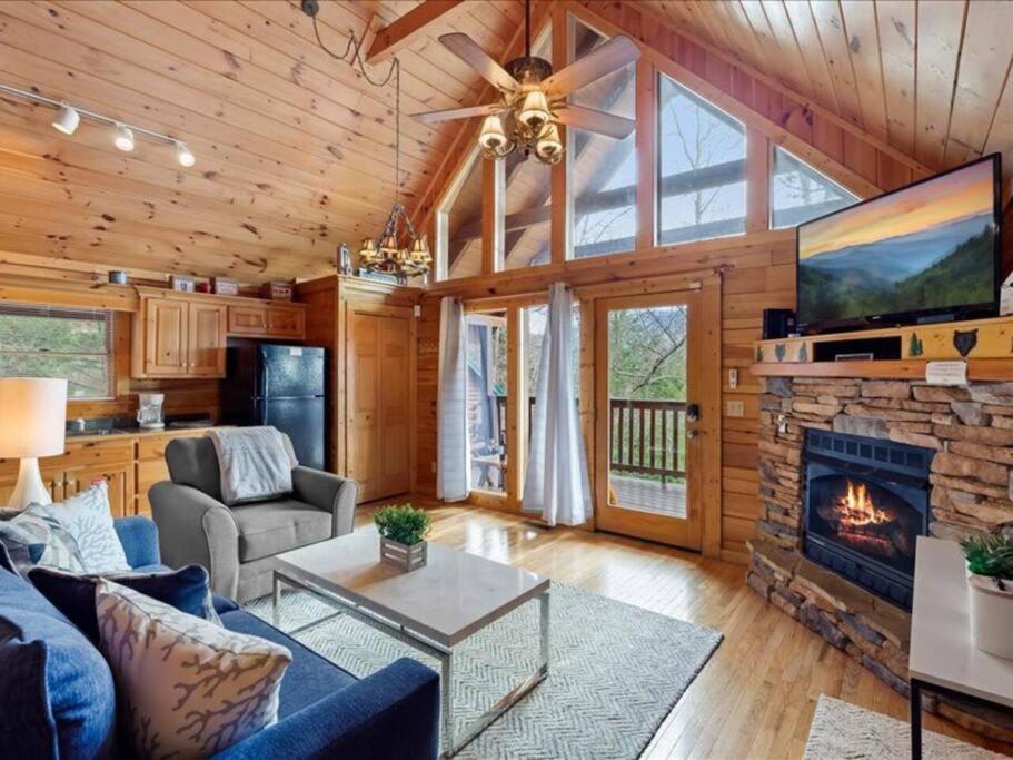 Breathtaking Views Of The Smokies, 3 Mins To Gatlinburg Villa Buitenkant foto